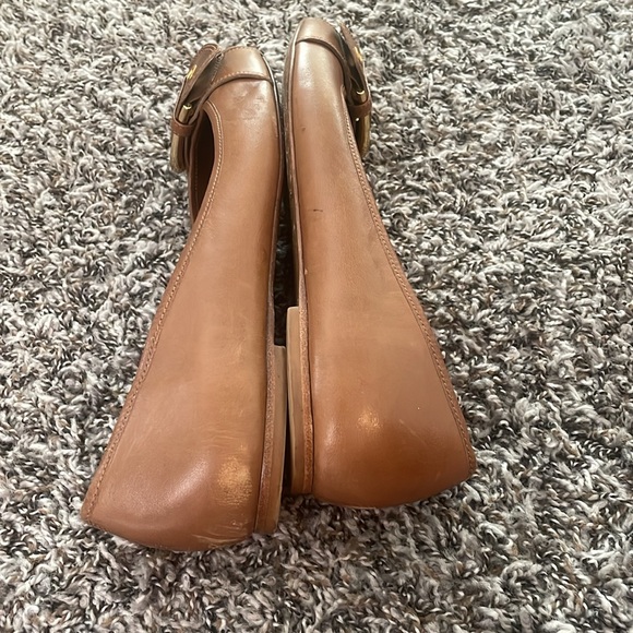 Tan ballet slippers. - Picture 3 of 5